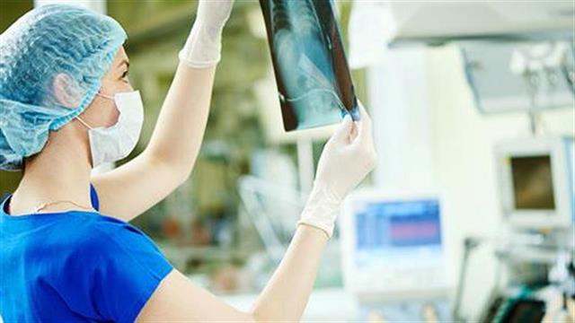 Τριπλάσιες οι επισκέψεις με συμπτώματα γρίπης